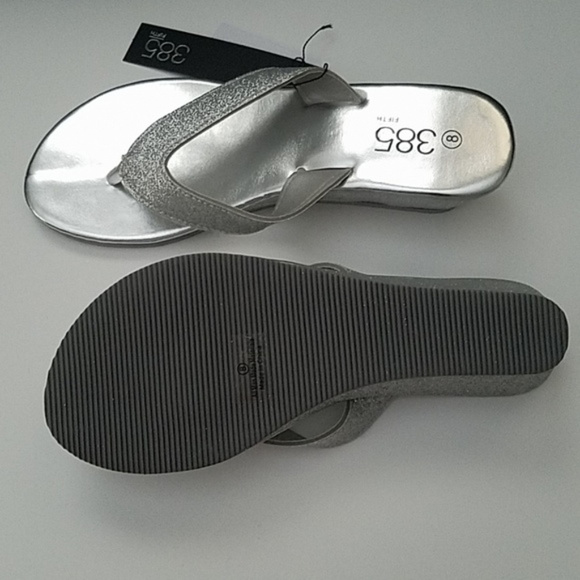 385 Fifth Silver Glitter Sandal - Picture 5 of 7